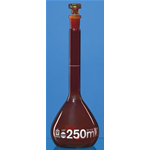 Matraccio tarato, vetro Boro 3.3, marrone BlauBrand A USP tp vetro 14/23 ml 250 CF/1 PZ