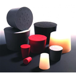 TAPPO in SILICONE, Diam. inferiore 10,5 mm, Diam. superiore 14,5 mm, Altezza 20 mm, Foro diam. 3 mm - Pz/Cf. 1